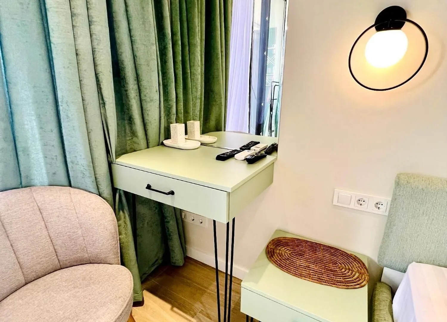 Люкс С Видом На Море В Next Apartments Batumi