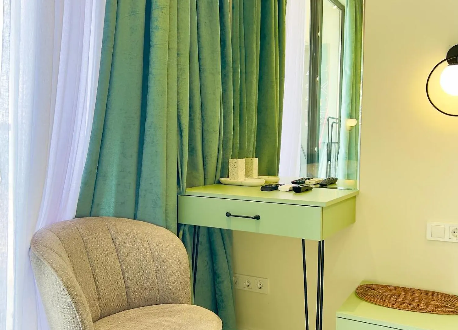 Люкс С Видом На Море В Next Apartments Batumi