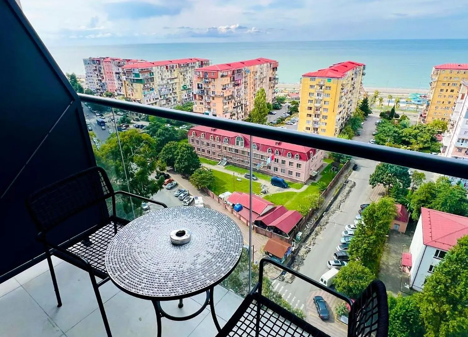 Люкс С Видом На Море В Next Apartments Batumi